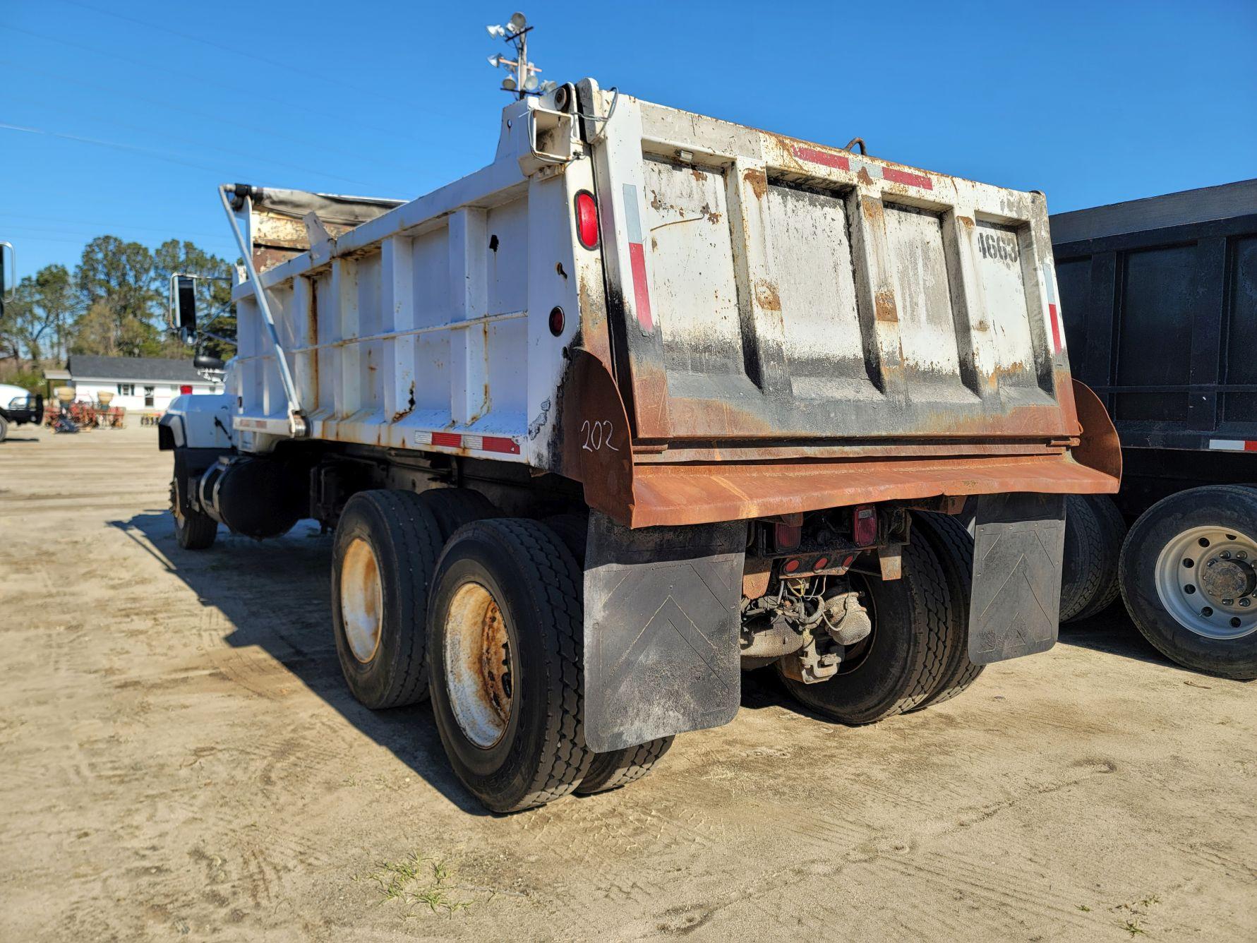 2003 MACK RD6905 T/A Dump Truck, Mack 300hp Diesel, Maxitorque 6spd high &