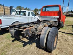 1987 FORD F700 Cab & Chassis, 370 gas engine, 4spd high & low, double frame