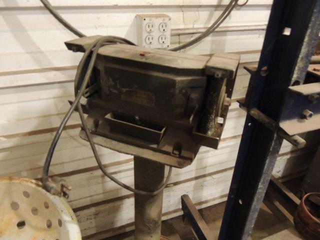 Bench Grinder on stand