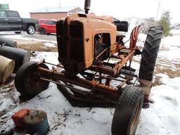 Minneapolis Moline 206H tractor w/belly mower SN:10007724, wide front, 136-