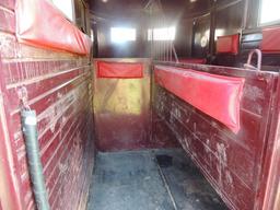 1988 WW 2 Horse Trailer tandem axel Vin:2459