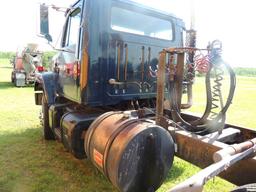 1979 International Semi S Tractor, 3208 Cat engine 5 and 4 manual, wet kit,