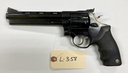 Taurus 357 Mag Revolver Pistol, ported barrel, XL262449, permit required