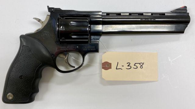 Taurus 357 Mag Revolver Pistol, ported barrel, XL262449, permit required