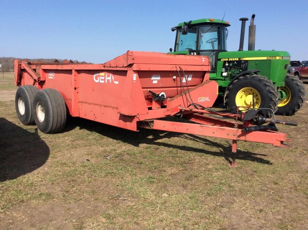 Gehl Manure Spreader (O)