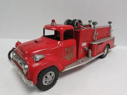 Vintage 1956 Tonka No. 5 Fire Pumper Truck