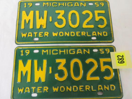 Original 1958 & 1959 Michigan Matched Pair License Plates