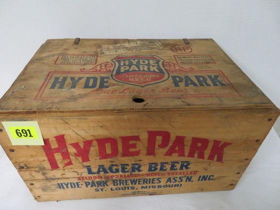 Excellent Vintage Hyde Park Beer Advertising Crate