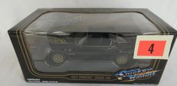 Greenlight 1:24 Diecast Smokey And The Bandit 1977 Trans-am