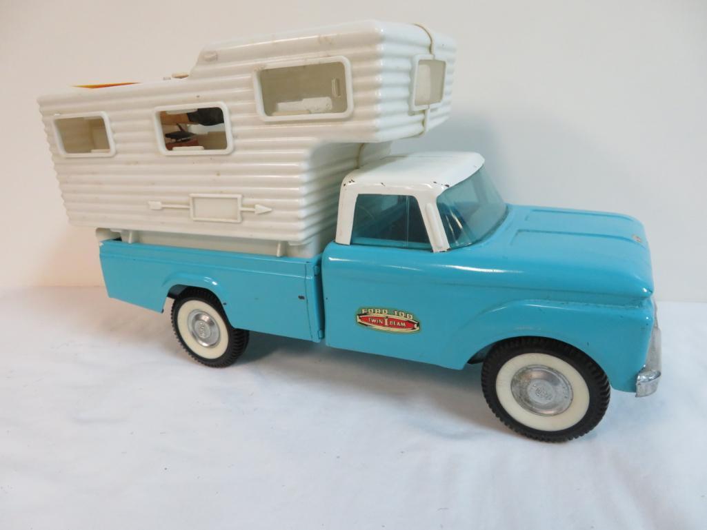 Rare Vintage 1950's/60's Nylint 15" Ford Truck with Transistor Radio Camper