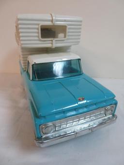 Rare Vintage 1950's/60's Nylint 15" Ford Truck with Transistor Radio Camper