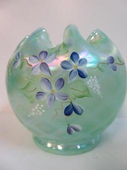 Beautiful Fenton Willow Green Diamond Optic Hand Painted Rose Bowl