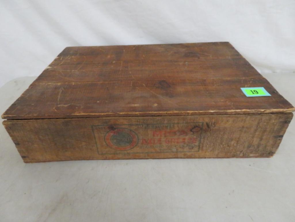 Antique Standard Oil Co. Wooden Axle Grease Shipping Crate