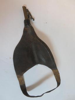 Early Antique Leather Gun Powder Horn