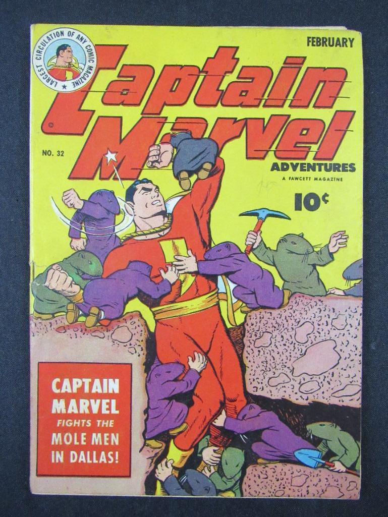 Captain Marvel Adventures #32 (1944) Golden Age Fawcett