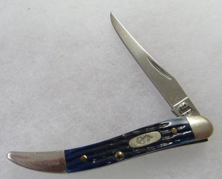 Case XX #610096-SS Folding Knife Blue Bone