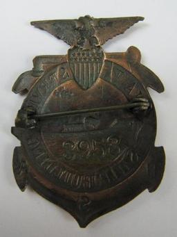 Original WWII War Service Ship Builder Badge