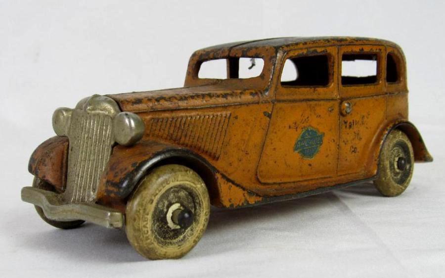 Antique 1933 Arcade Cast Iron Yellow Taxi/ Century of Progress Worlds Fair 6.5"