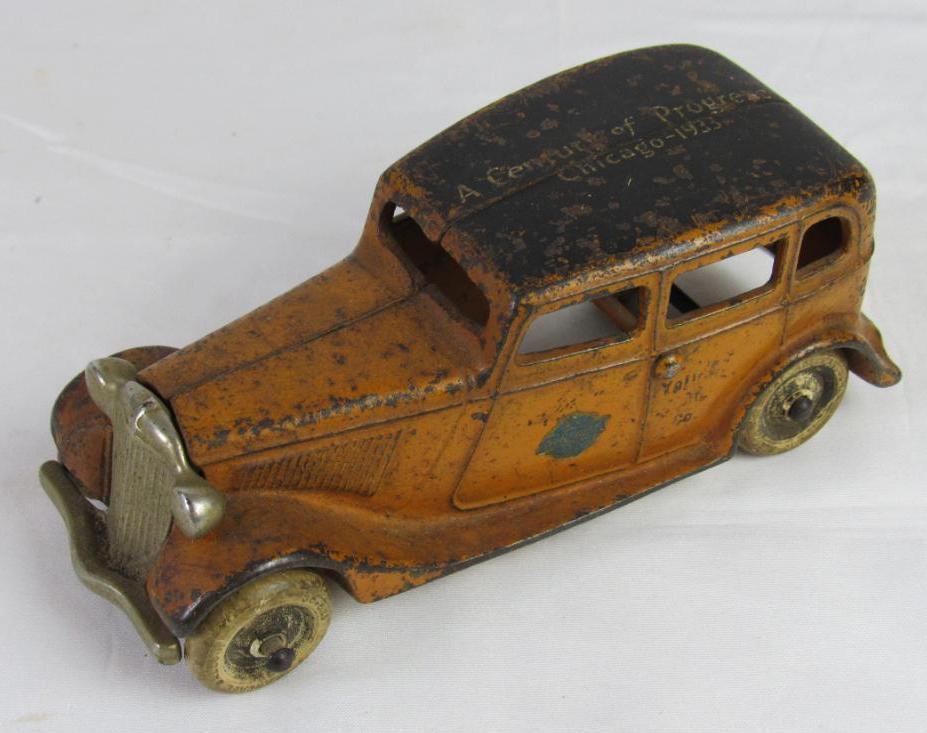 Antique 1933 Arcade Cast Iron Yellow Taxi/ Century of Progress Worlds Fair 6.5"