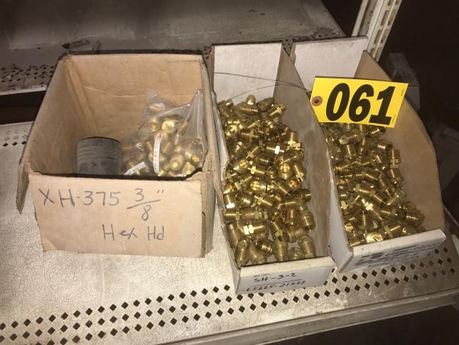 Assorted brass spray nozzles