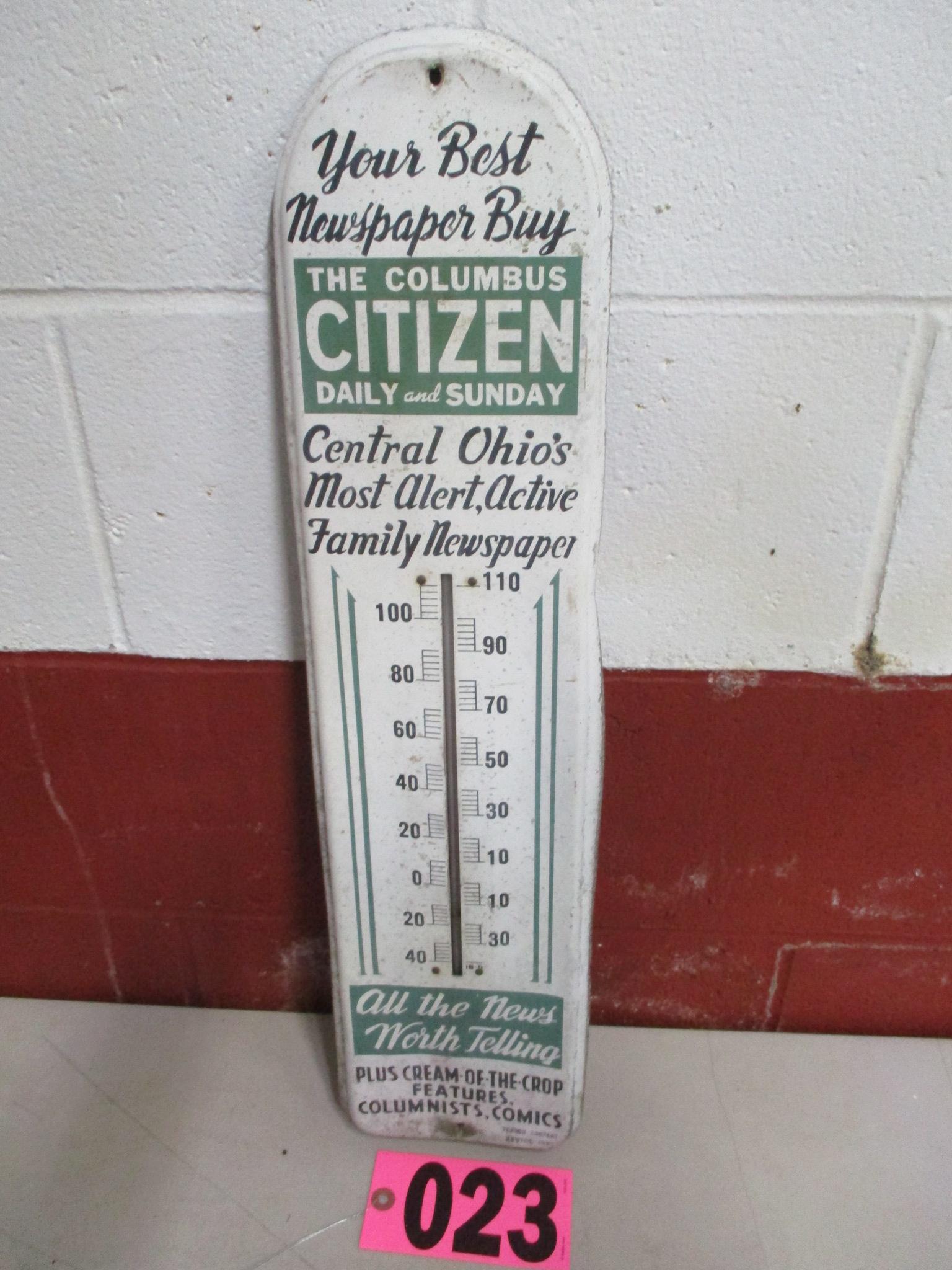 Vintage metal outdoor thermometer, Citizens Newspaper, Vernon Comapany, New