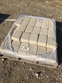 Pallet of 8 1/4" x 5.5" pavers