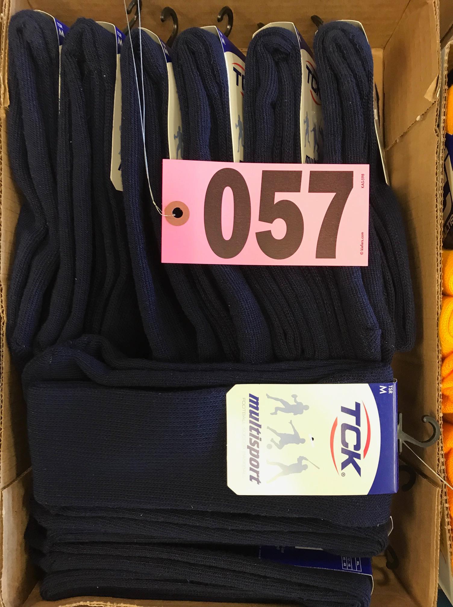 (9) Adult medium navy socks