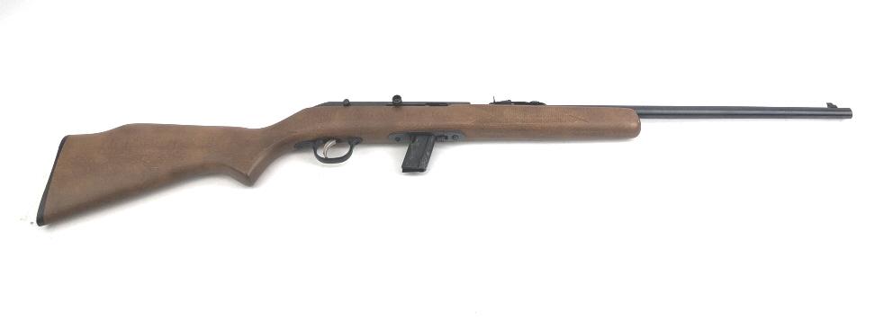 SAVAGE ARMS MODEL 64 SEMI-AUTO RIFLE .22 LR CANADA