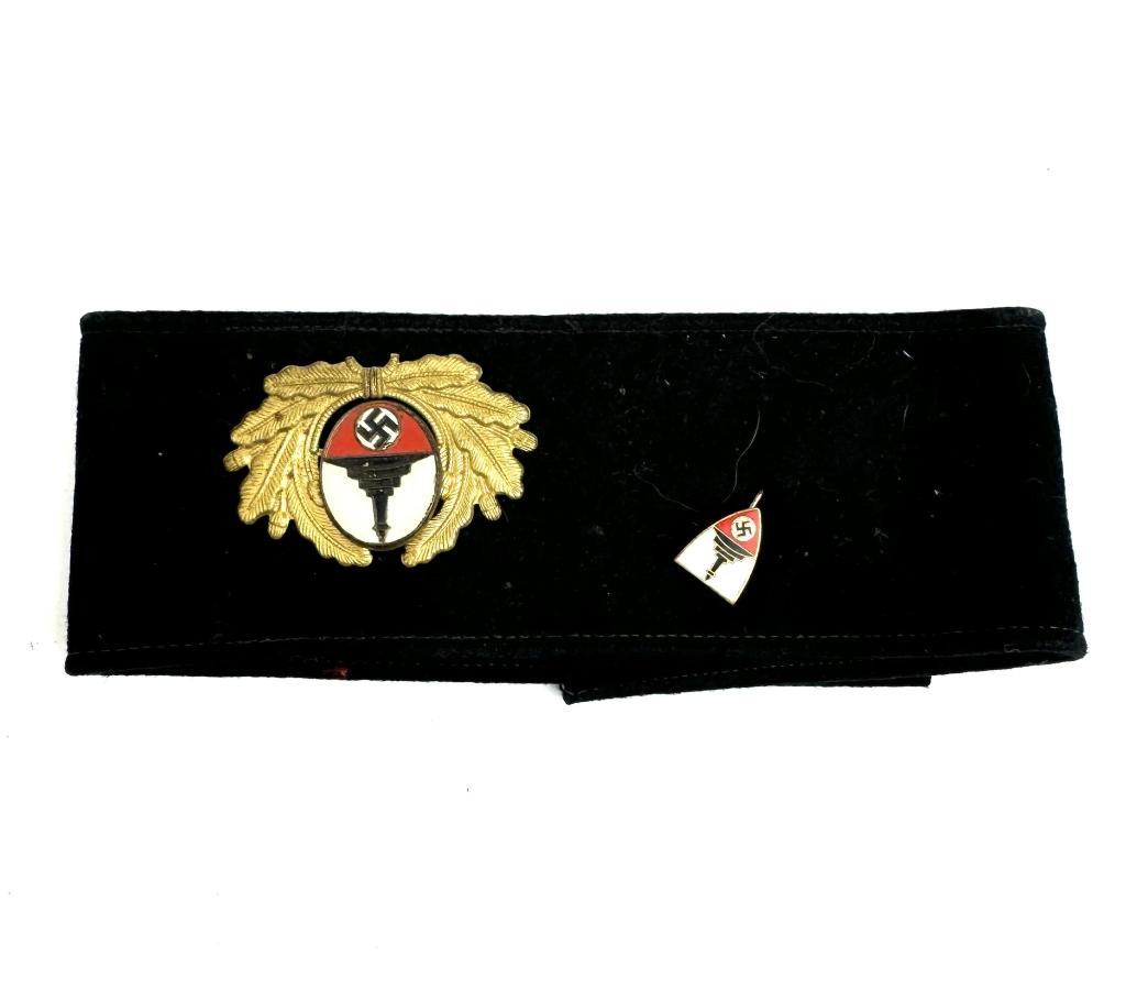 WWII GERMAN WOUNDED VETERANS ARMBAND & 2 PINS