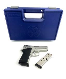 S&W MODEL 3913 SS DA PISTOL 9MM w/CASE & 2 MAGS