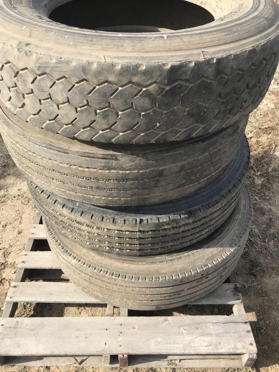 4- R 22.5 Tires w/ 2 Rims