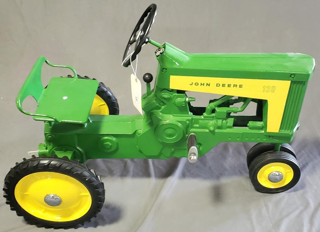 Eska John Deere 130 Pedal Tractor