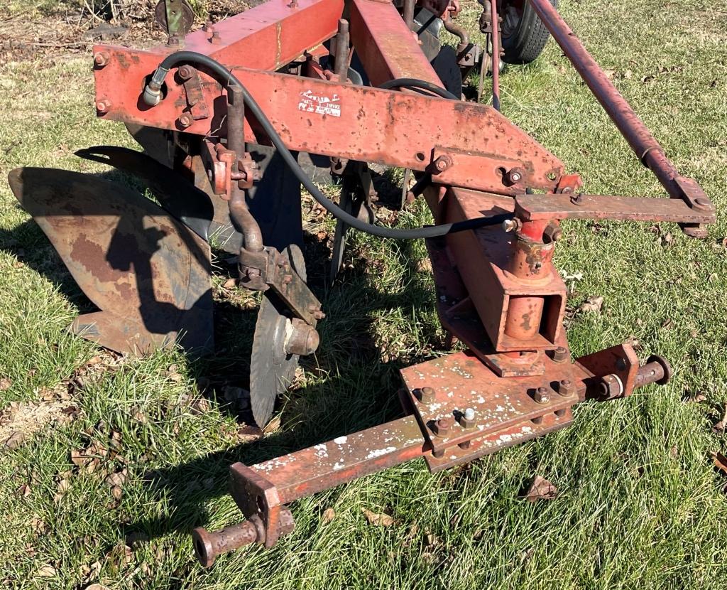 Ih 710 5/16 Plow