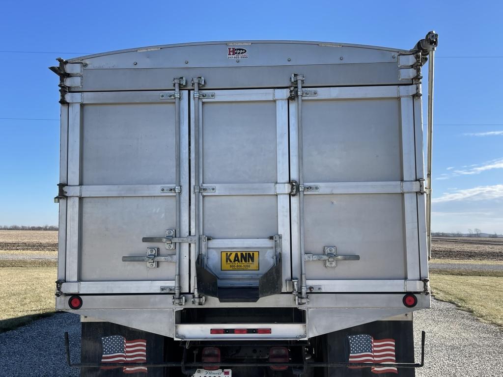 2006 Ih 4400 Tandem Axle Grain Truck