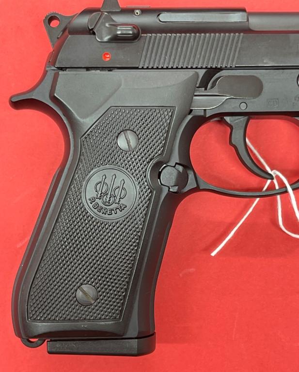 Beretta 92fs 9mm Pistol