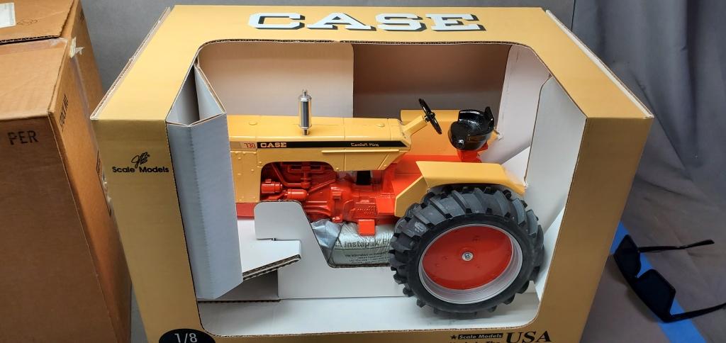 1/8 Scale Case 730 Comfort King Tractor