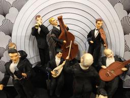 5"-7" Wonderful "Swing Band" vignette with dolls made by Bernard Ravca.