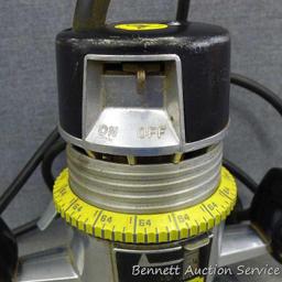 Stanley router with micro adjust base No. GA-H279A. Runs.