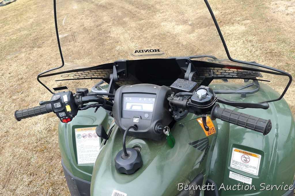 Watch the video: 2014 Honda Rancher AT ATV four-wheeler, fuel injected, winch, only 594 miles.