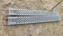 Heavy duty galvanized steel load ramps are approx. 7-1/2' by 9".