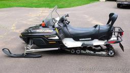 2002 Ski Doo Bombardier Grand Touring two-up snowmobile with Rotax 380F engine; RER Rotax electronic