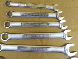 Craftsman and other metric combination wrenches, 7mm to 17mm.