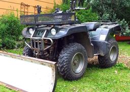 Yamaha Grizzly 4 x 4 ATV, 600cc with on demand 4 wheel drive, winch and 5 ft. snowplow. Machine