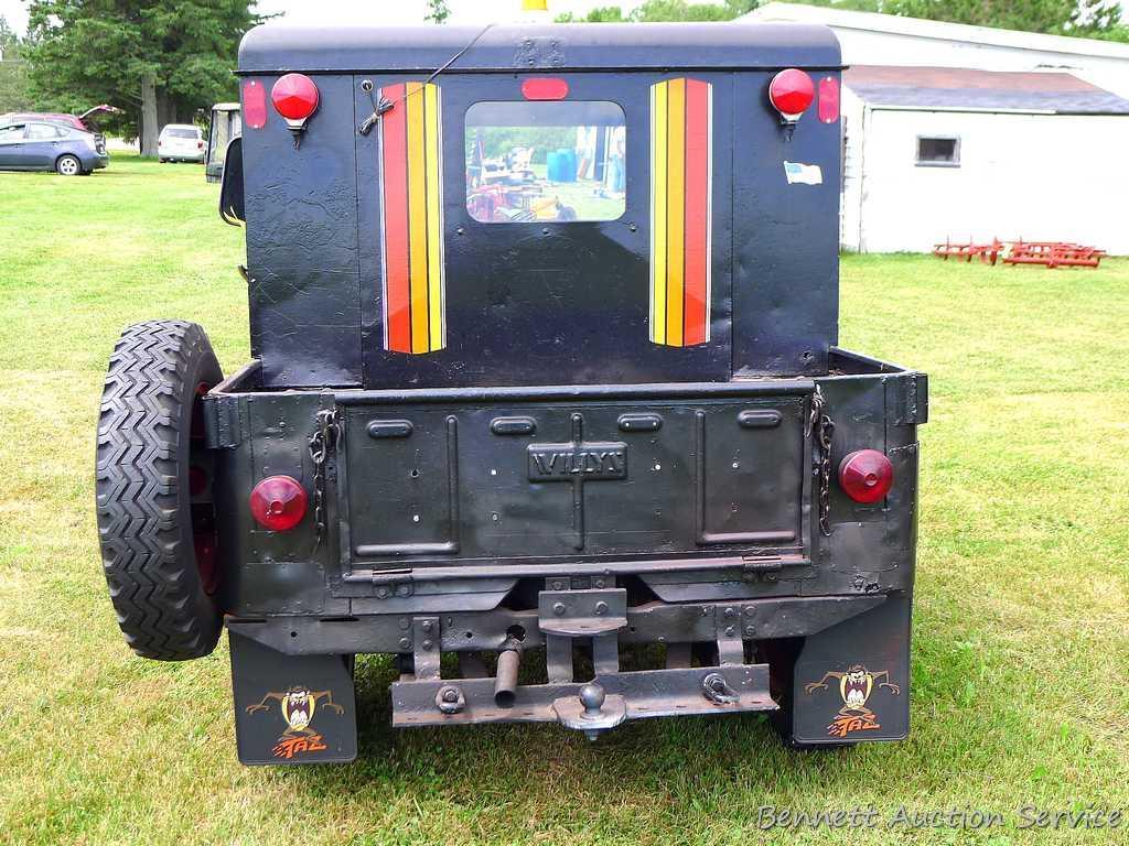Watch the video: 1949 Willys Jeep has been fitted with a swiveling plow. Vin # CJ3A10098. Starts and