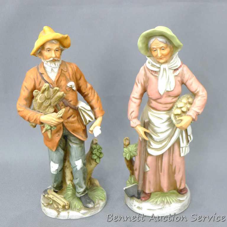 Elderly figurines No. 8884 Homco. Figures are in good condition and stand 10" tall.