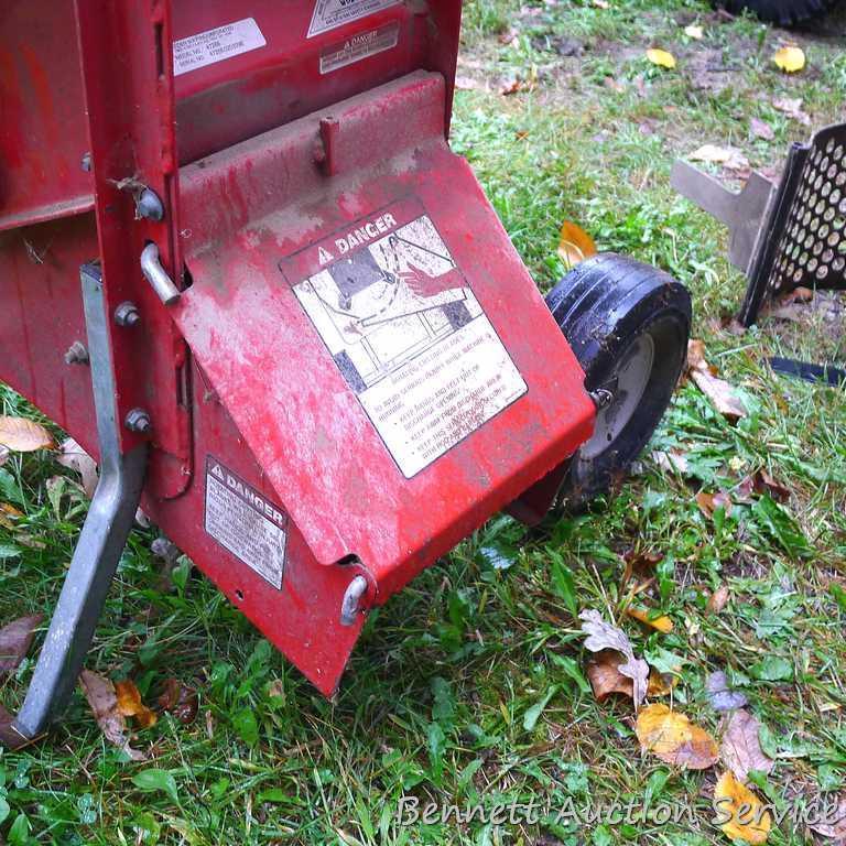 Troy-Bilt Super Tomahawk chipper / shredder model 47266 with 8hp Briggs & Stratton engine. Gas tank