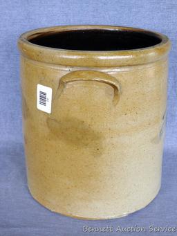 Red Wing 4 gallon salt glazed stoneware crock with bee sting. Piece is in good condition, no cracks