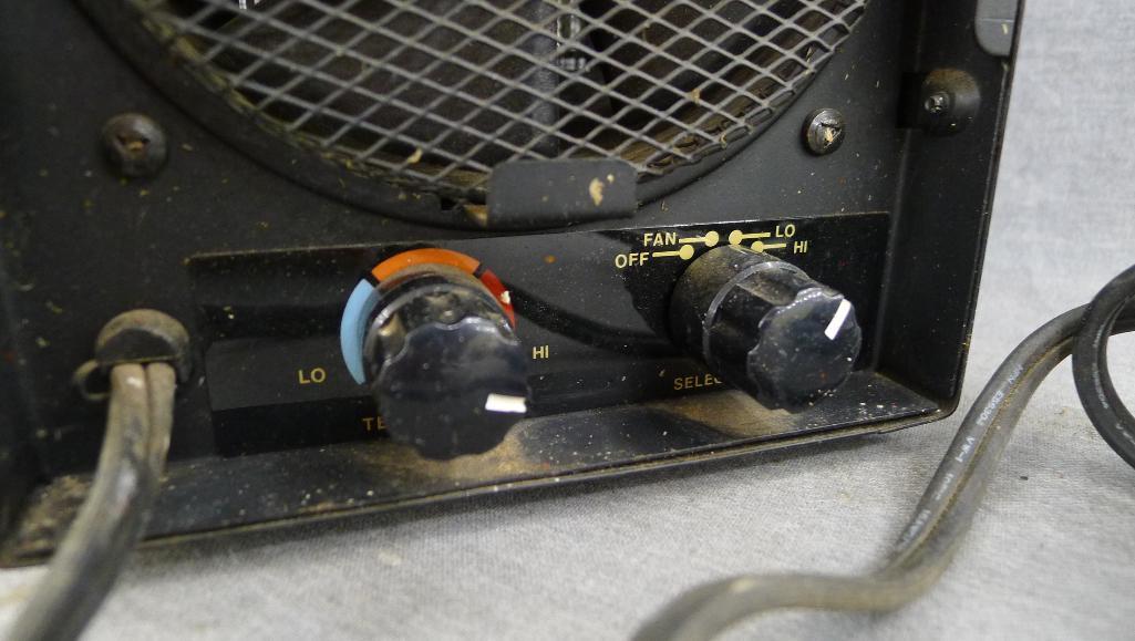 Fasco blower; Duracraft portable heater 7" x 5-3/4" x 5-1/2".