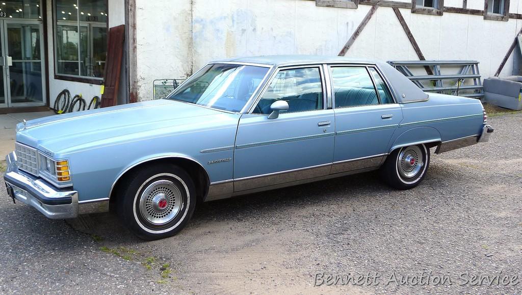 1977 Pontiac Bonneville.  Vin 2N69Y7P248549