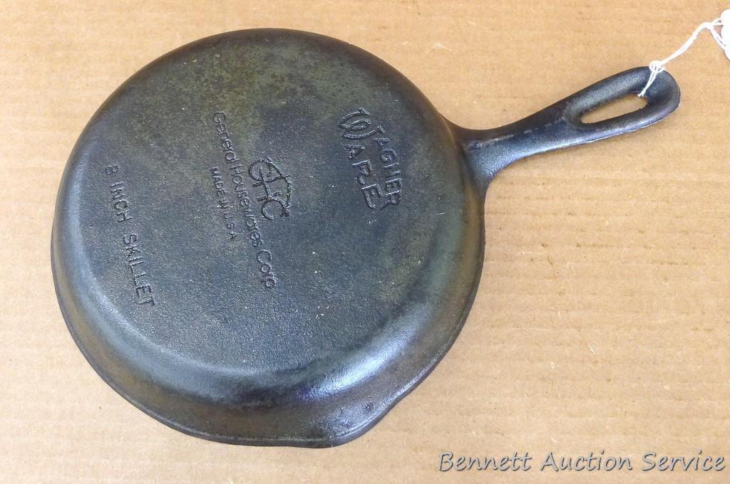 Cast iron Wagner Ware 8" skillet.